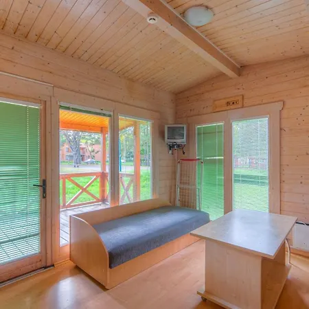 Apartament Giruliu Poilsavietes Nameliai *